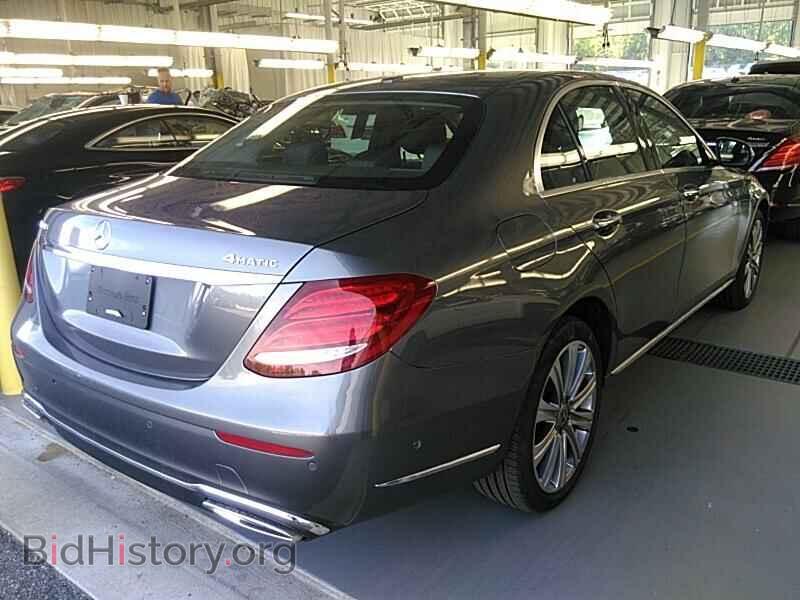2018 Mercedes-Benz E-Class - VIN: WDDZF4KB4JA459478 - Фото 2
