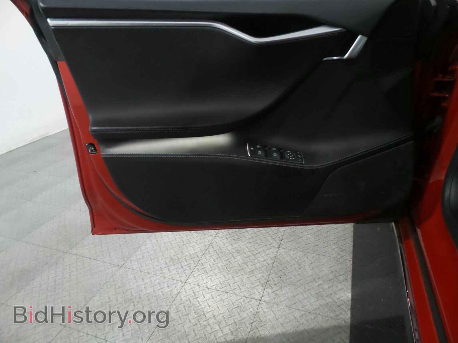 2016 Tesla Model S - VIN: 5YJSA1E20GF133343 - Photo 9