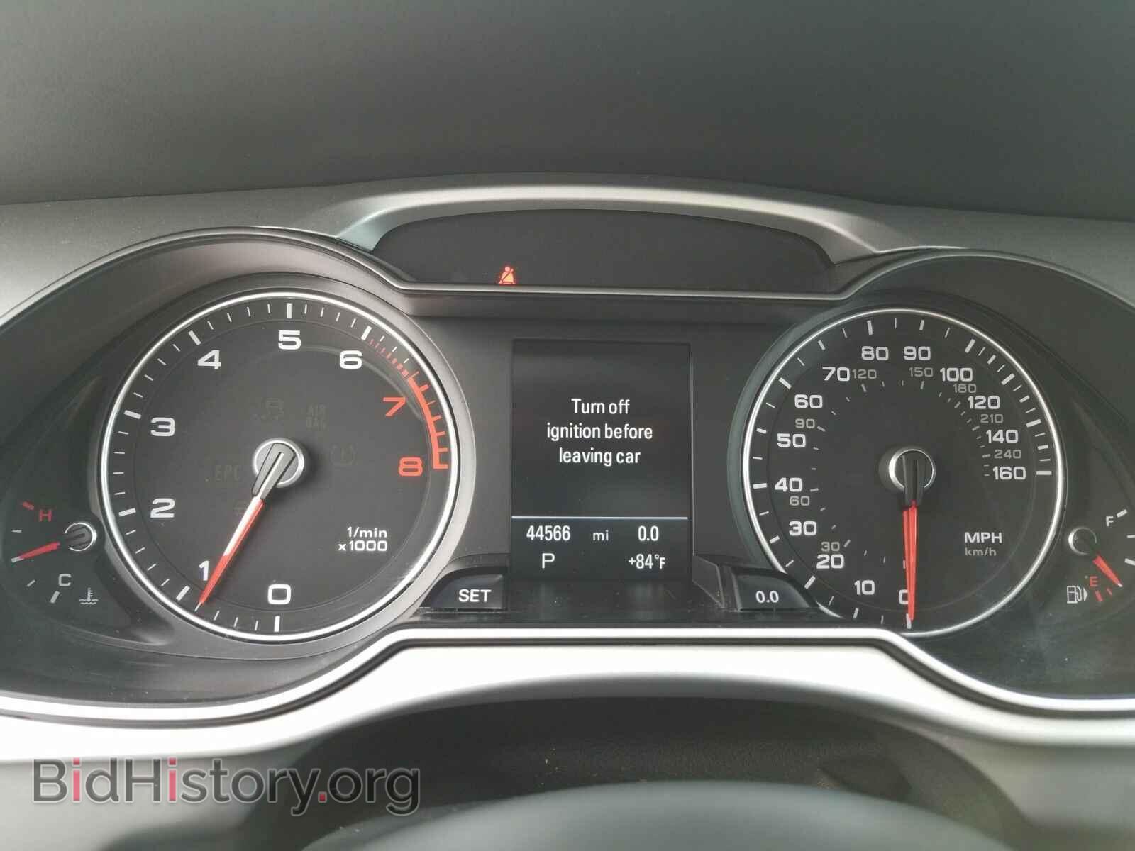 2016 Audi A4 - VIN: WAUBFAFL5GN001847 - Фото 5