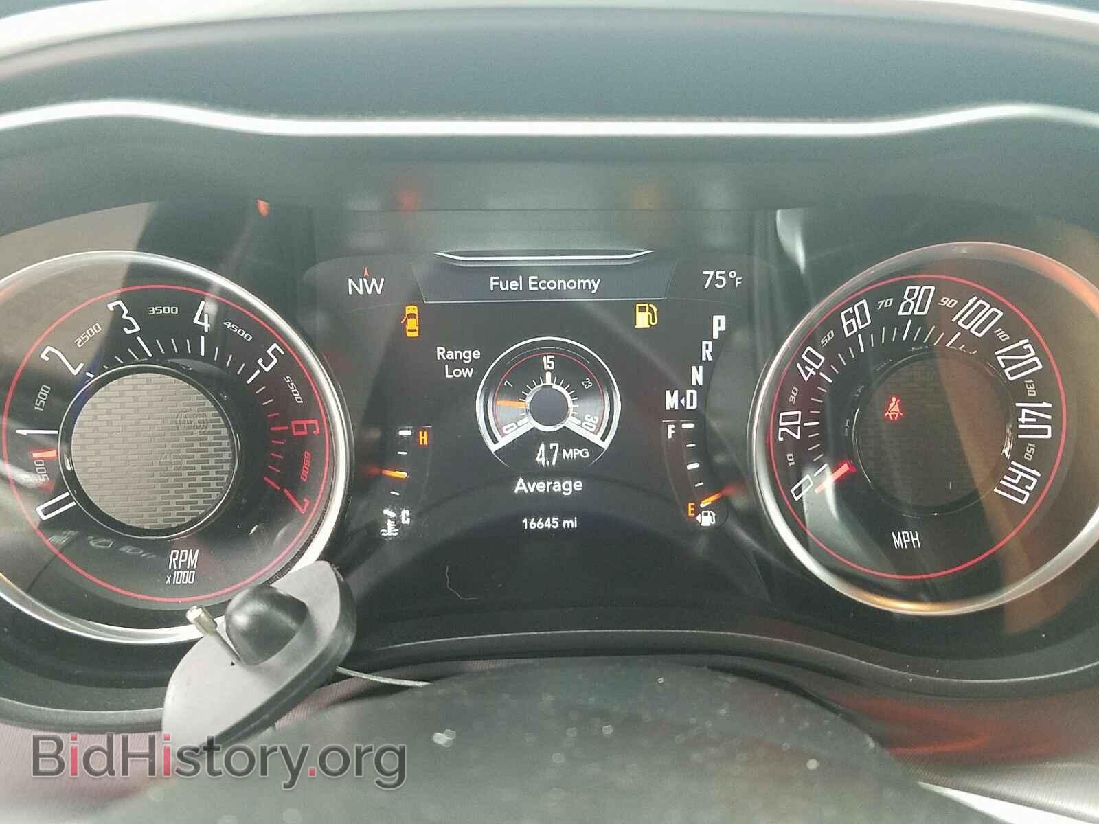 2019 Dodge Challenger - VIN: 2C3CDZBT1KH550825 - Фото 5
