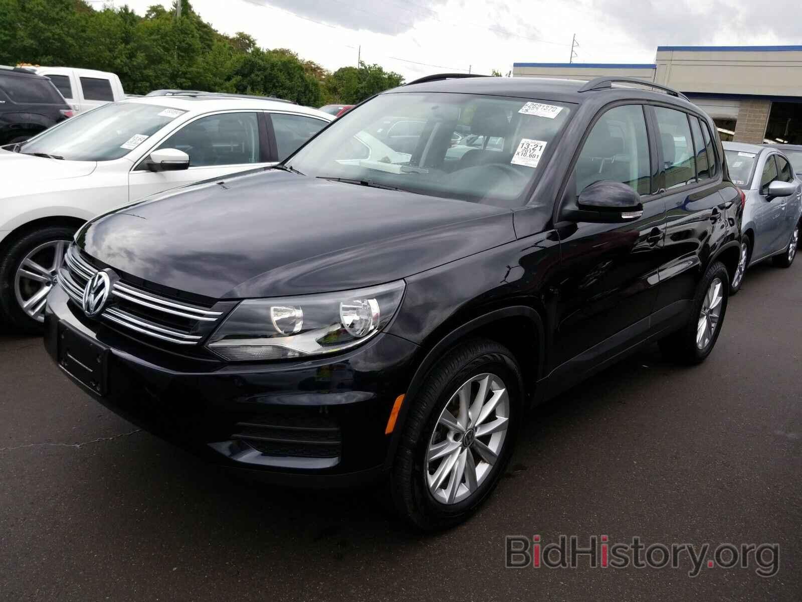 Фотография WVGAV7AX5HK054965 - Volkswagen Tiguan Limited 2017