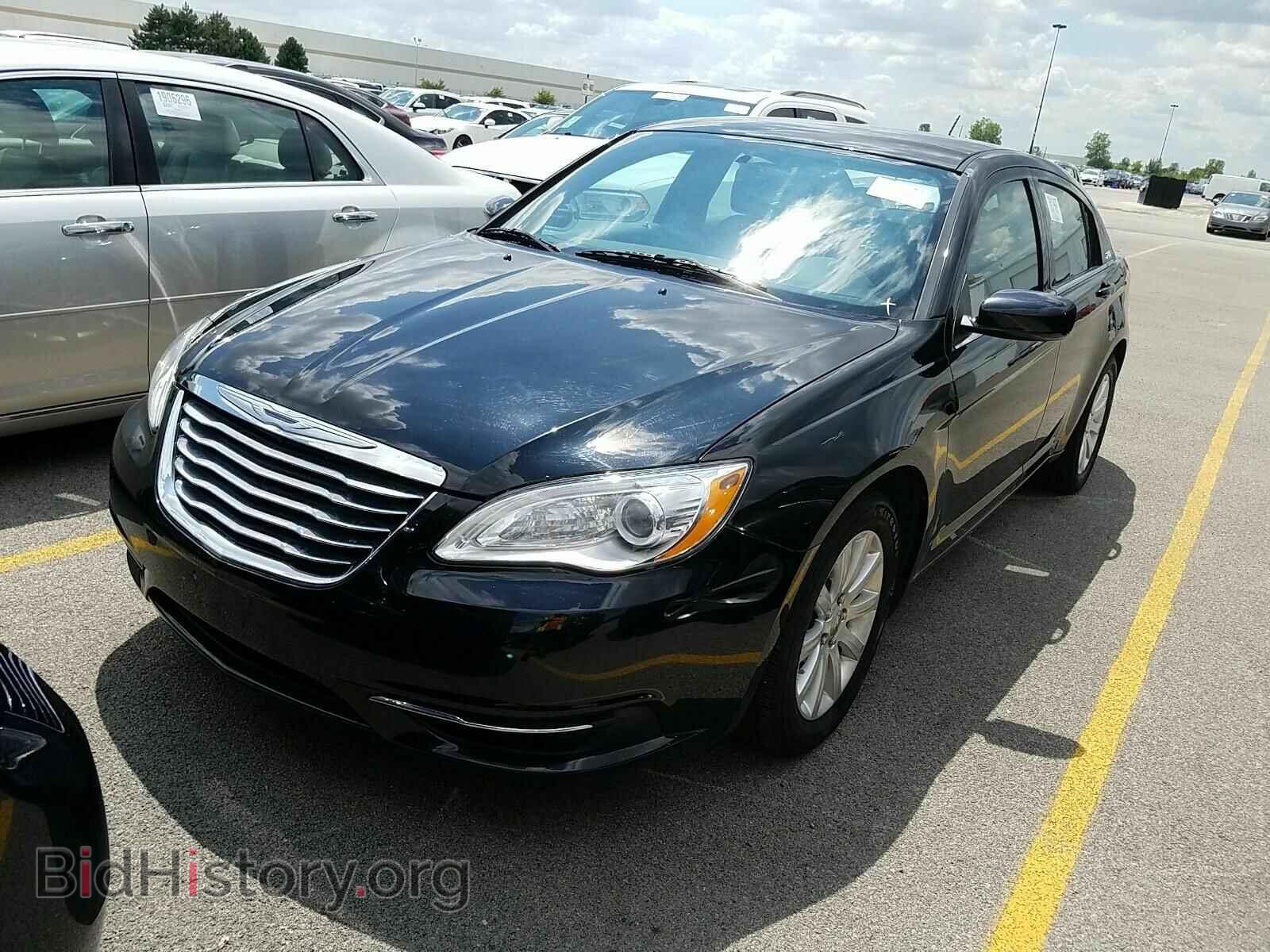 Фотография 1C3CCBBBXEN183551 - Chrysler 200 2014
