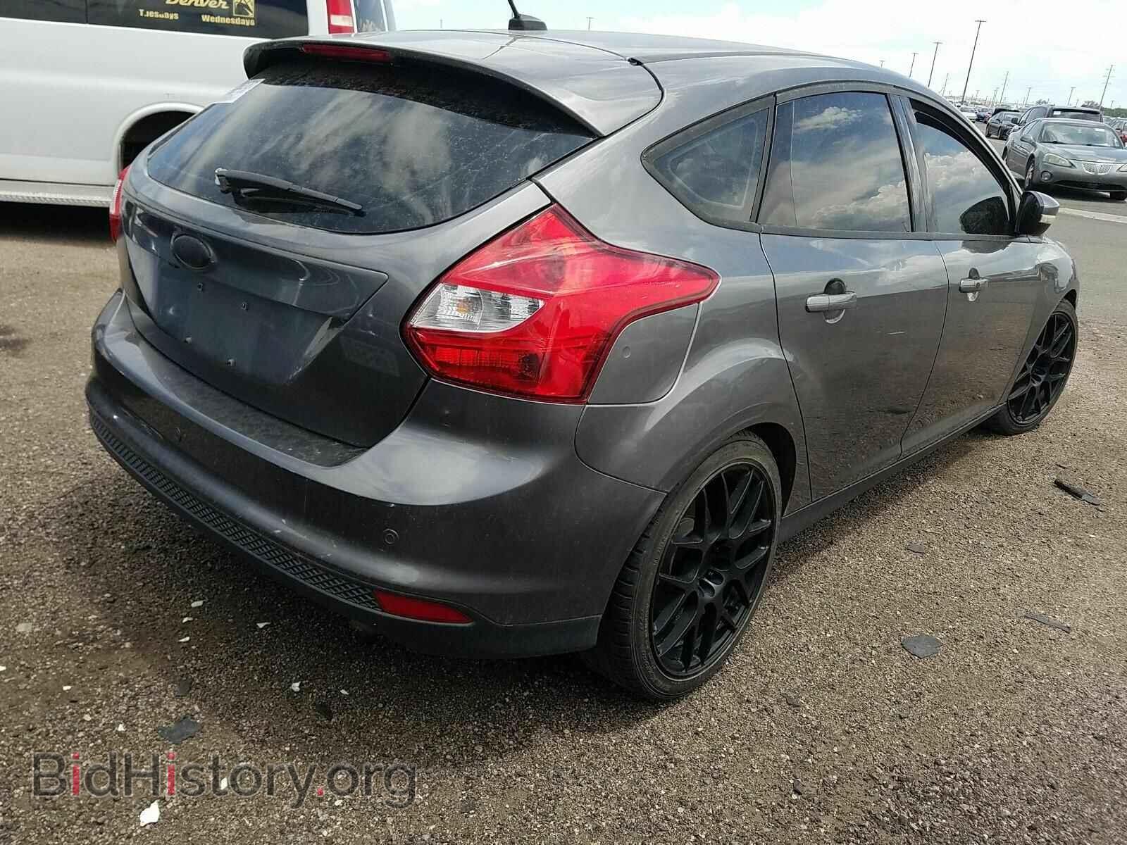 2013 Ford Focus - VIN: 1FADP3N21DL259616 - Фото 2