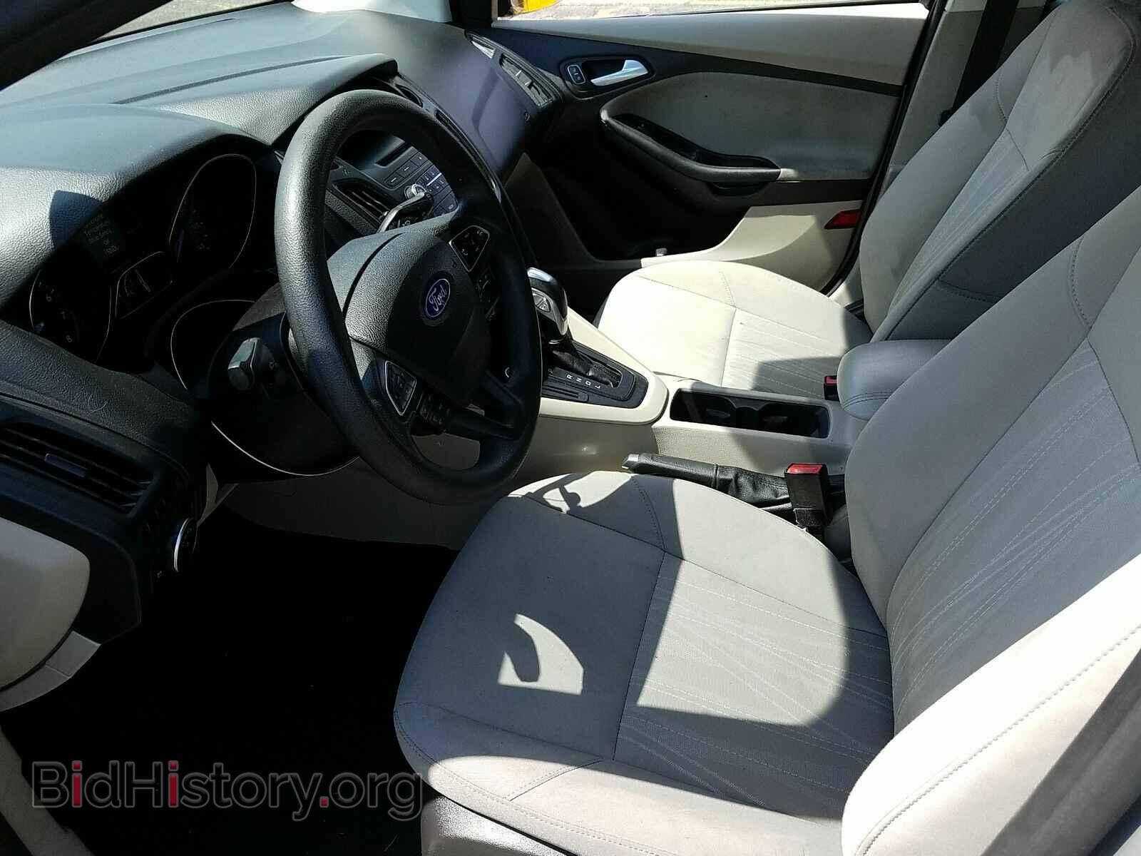 2015 Ford Focus - VIN: 1FADP3K2XFL237671 - Фото 3