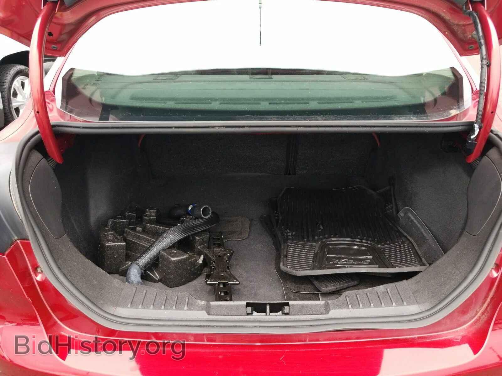 2016 Ford Focus - VIN: 1FADP3F24GL251366 - Photo 7