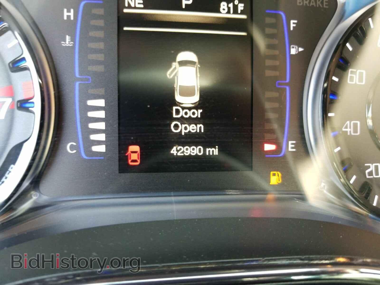 2016 Chrysler 200 - VIN: 1C3CCCBG6GN104719 - Фото 5