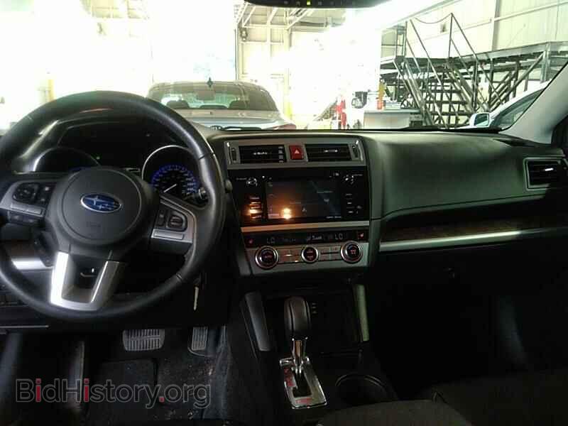 2015 Subaru Outback - VIN: 4S4BSFLC8F3215933 - Photo 4