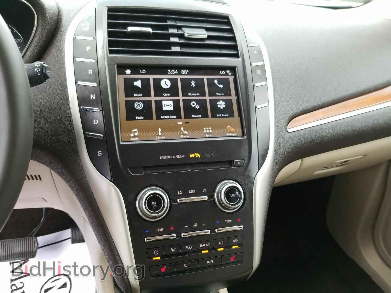 2017 Lincoln MKC - VIN: 5LMCJ2C9XHUL35408 - Фото 4