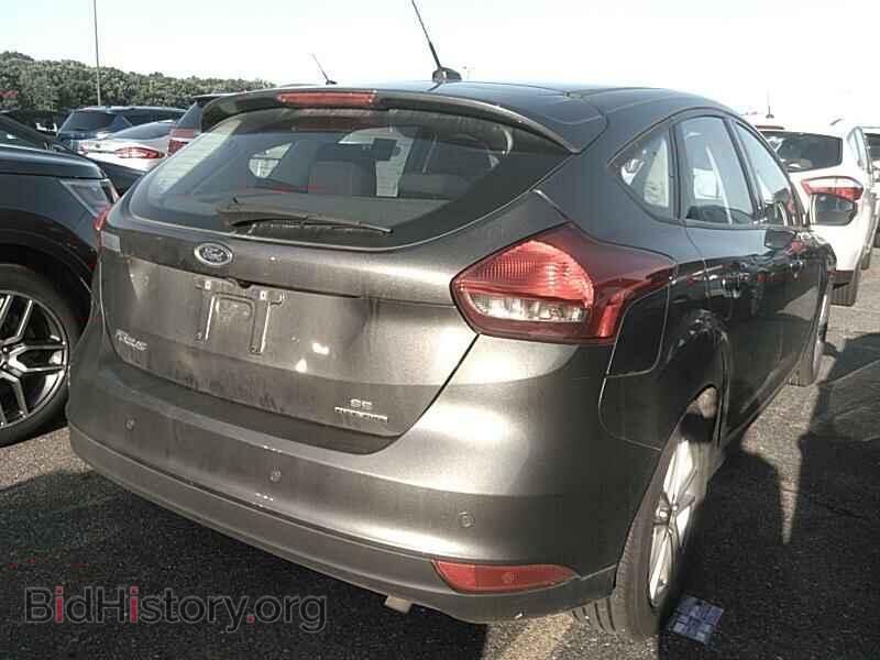 2016 Ford Focus - VIN: 1FADP3K26GL233750 - Photo 2