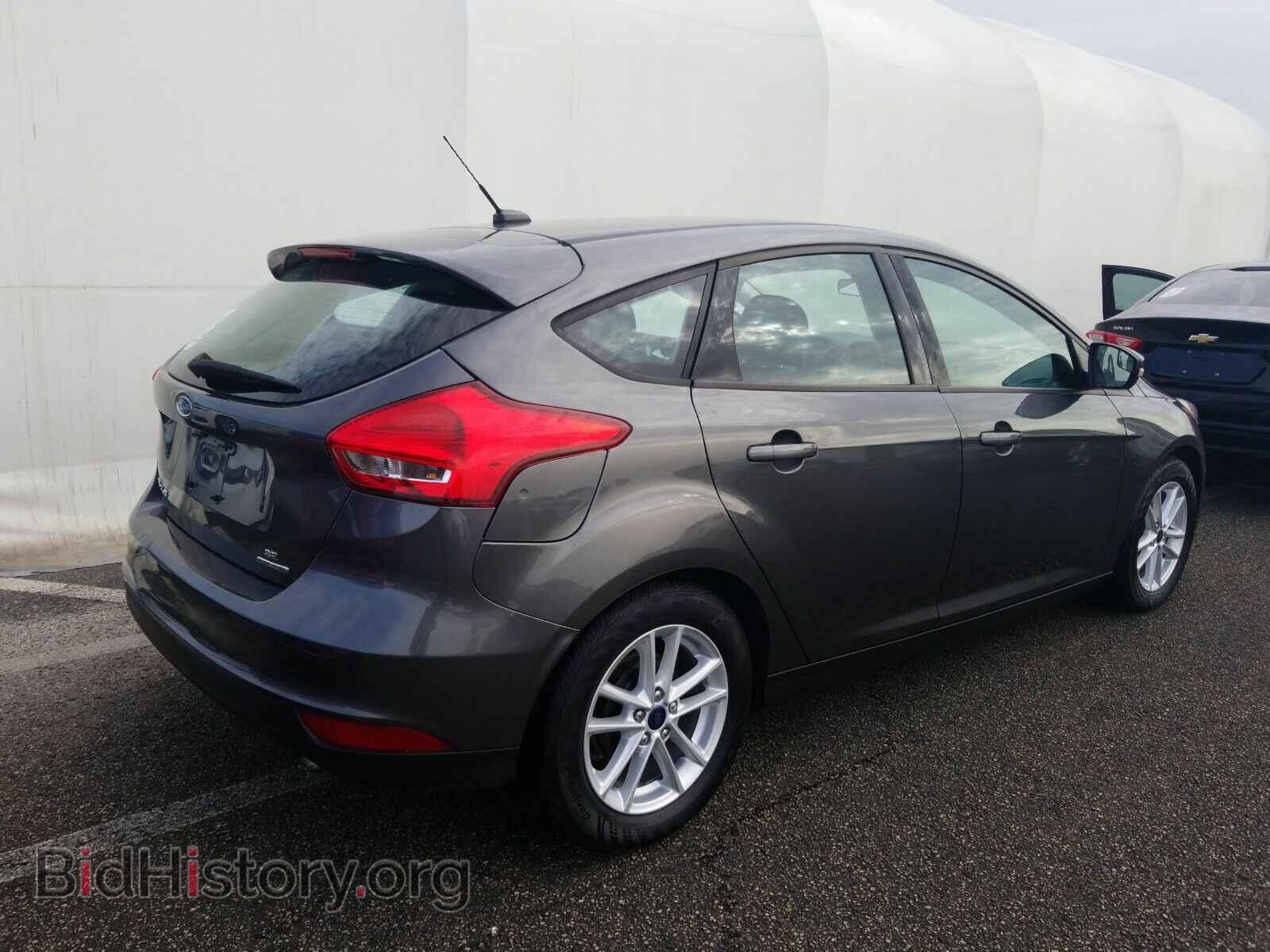 2016 Ford Focus - VIN: 1FADP3K28GL292685 - Фото 2