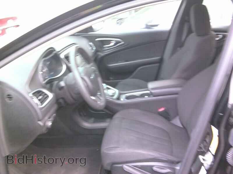 2016 Chrysler 200 - VIN: 1C3CCCAB0GN157602 - Фото 3