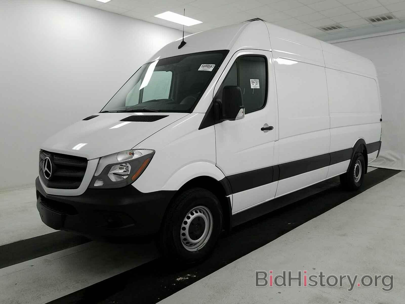 Photo WD3PE8CD5HP551969 - Mercedes-Benz Sprinter Cargo Van 2017