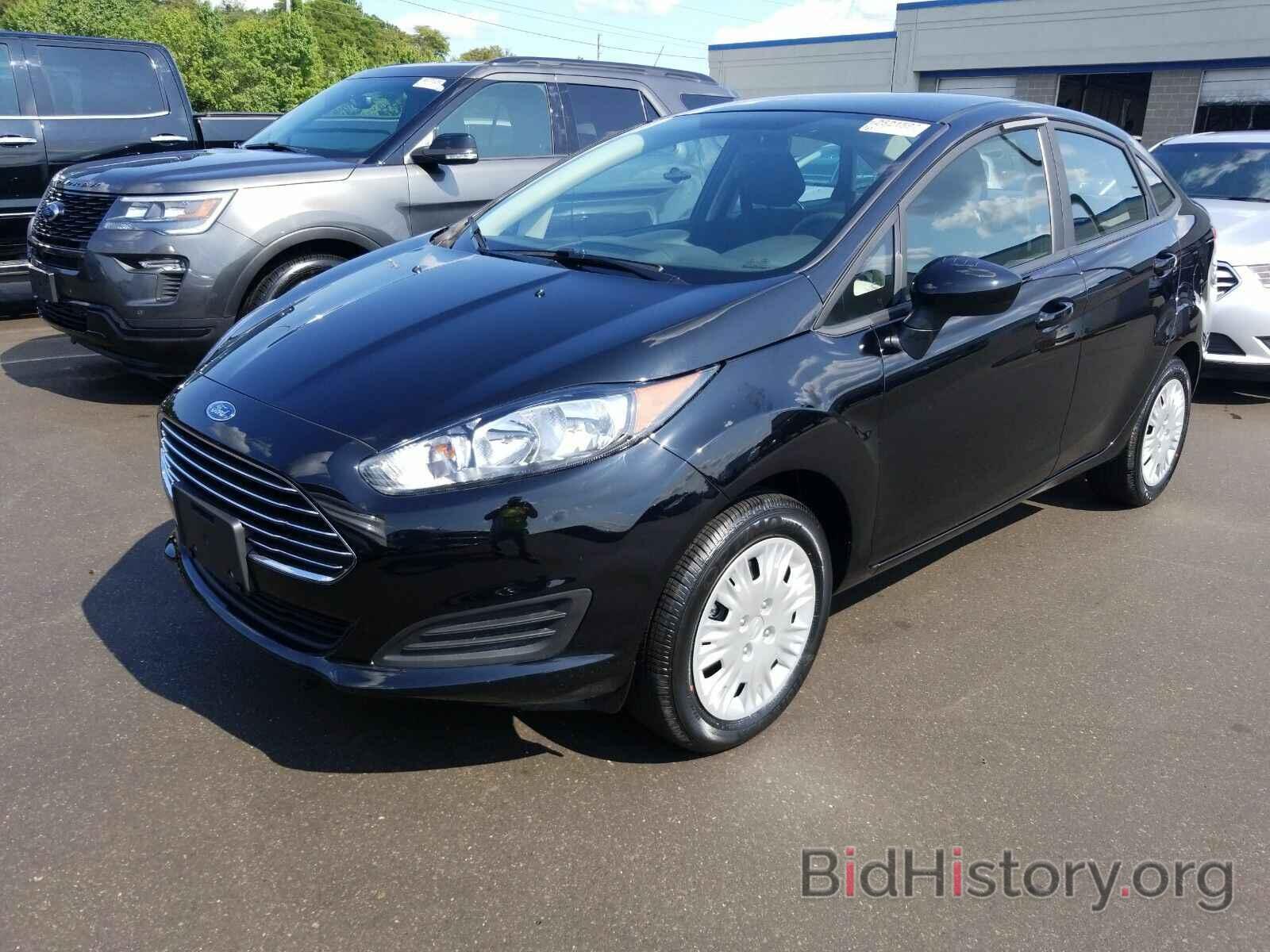 Photo 3FADP4AJ0KM151907 - Ford Fiesta 2019