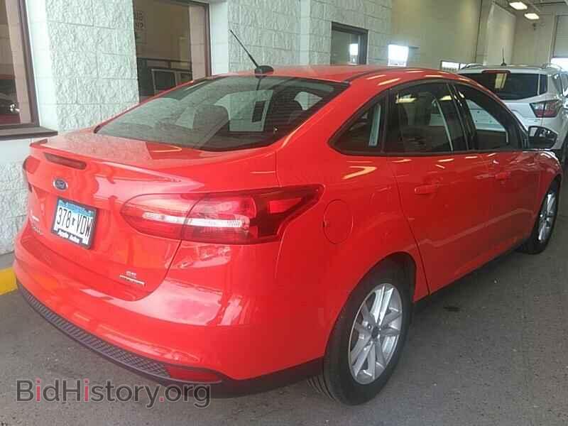 2016 Ford Focus - VIN: 1FADP3F29GL297467 - Photo 2