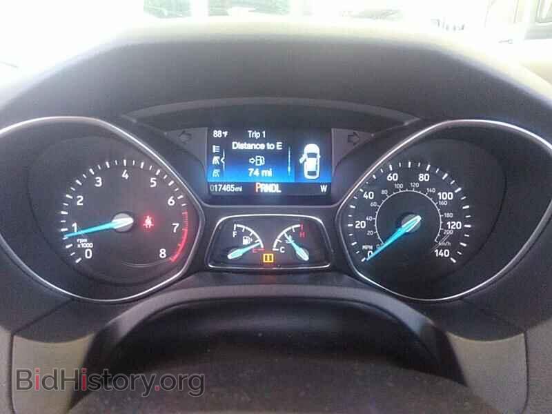 2016 Ford Focus - VIN: 1FADP3F29GL297467 - Photo 5