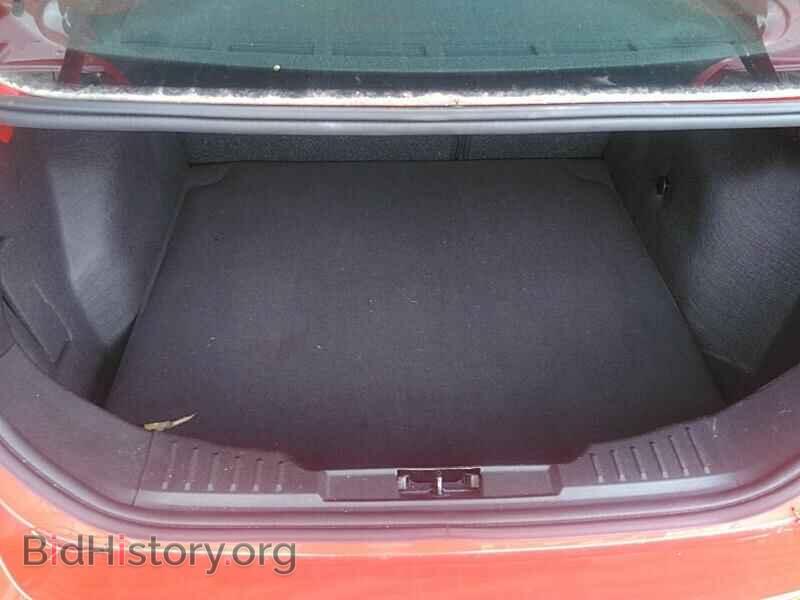 2016 Ford Focus - VIN: 1FADP3F29GL297467 - Photo 7