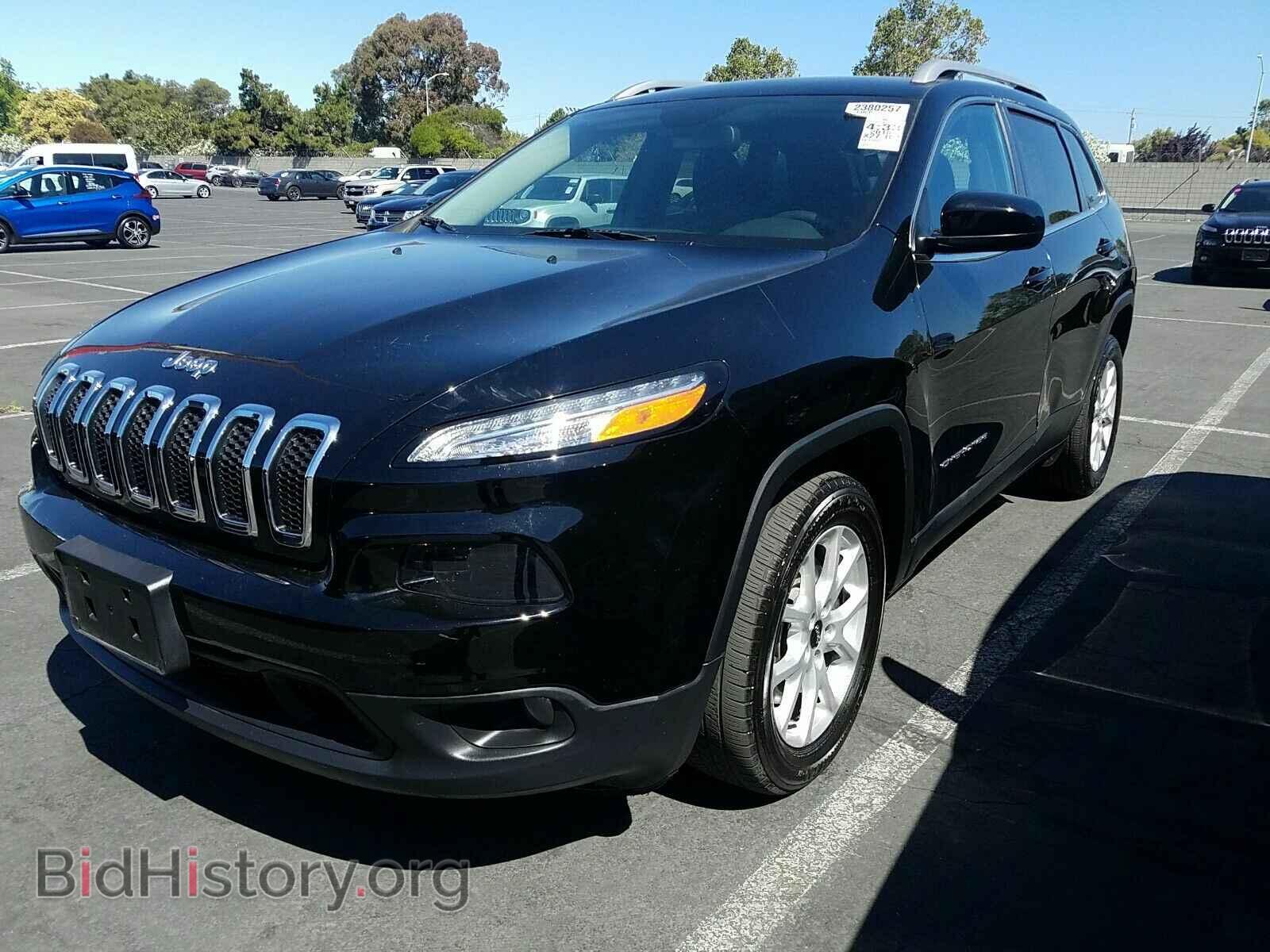 Photo 1C4PJLCB2JD596667 - Jeep Cherokee 2018