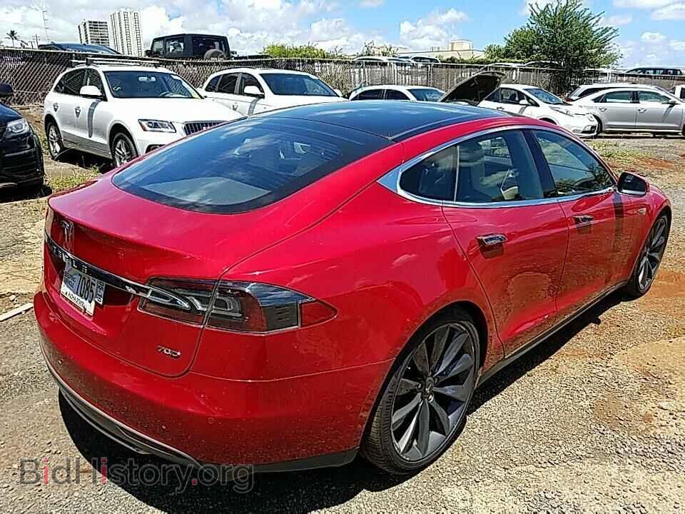 2016 Tesla Model S - VIN: 5YJSA1E29GF134782 - Photo 2