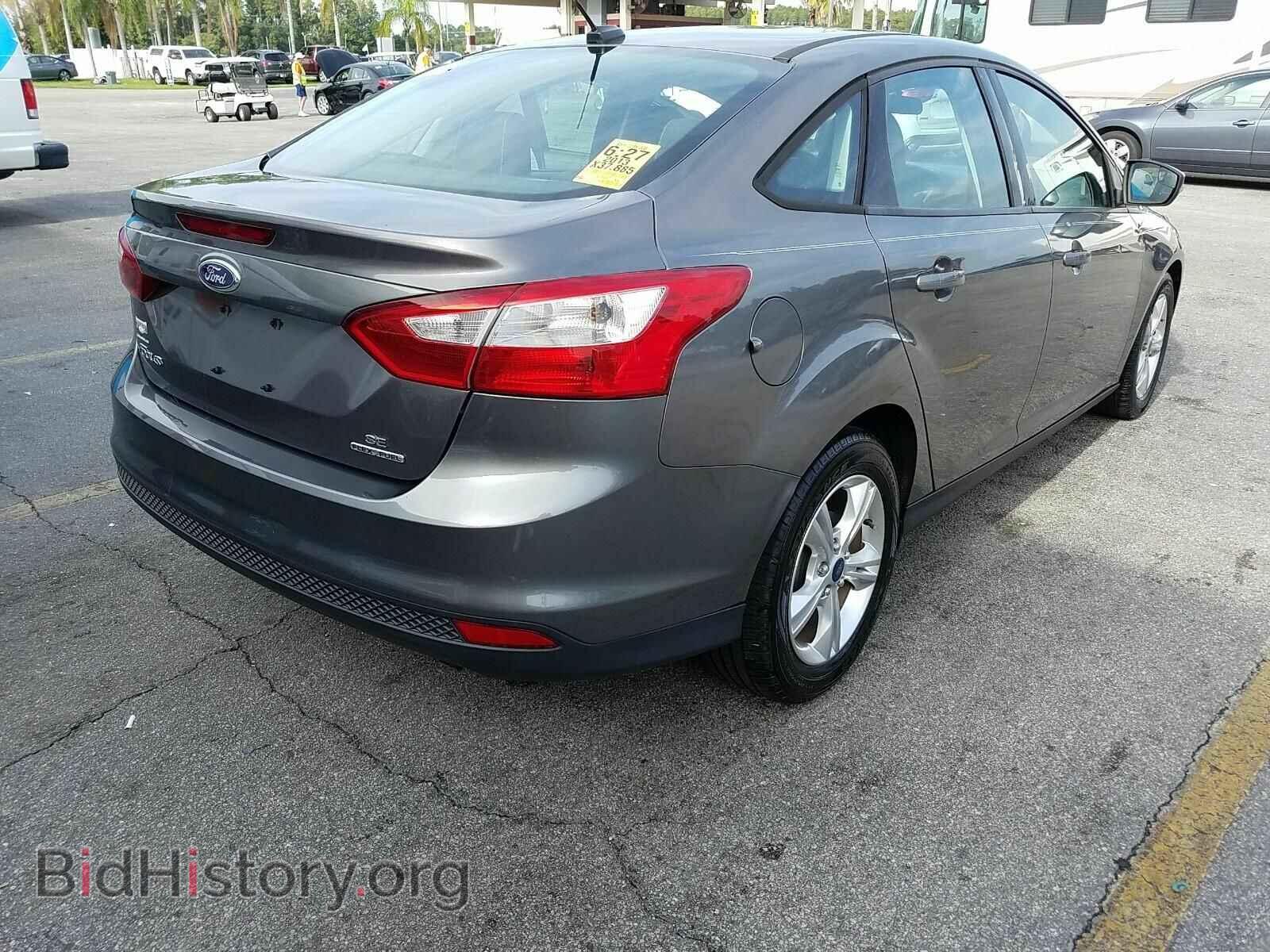 2013 Ford Focus - VIN: 1FADP3F26DL334583 - Photo 2