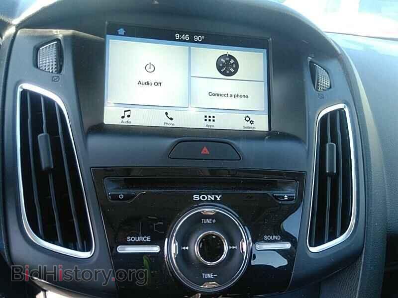 2017 Ford Focus - VIN: 1FADP3M29HL316202 - Фото 4