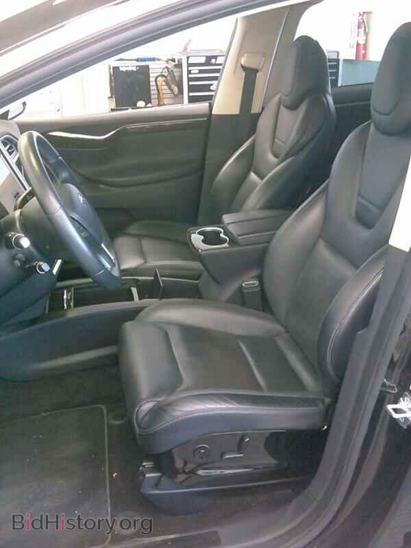 2016 Tesla Model X - VIN: 5YJXCAE43GF000898 - Фото 3