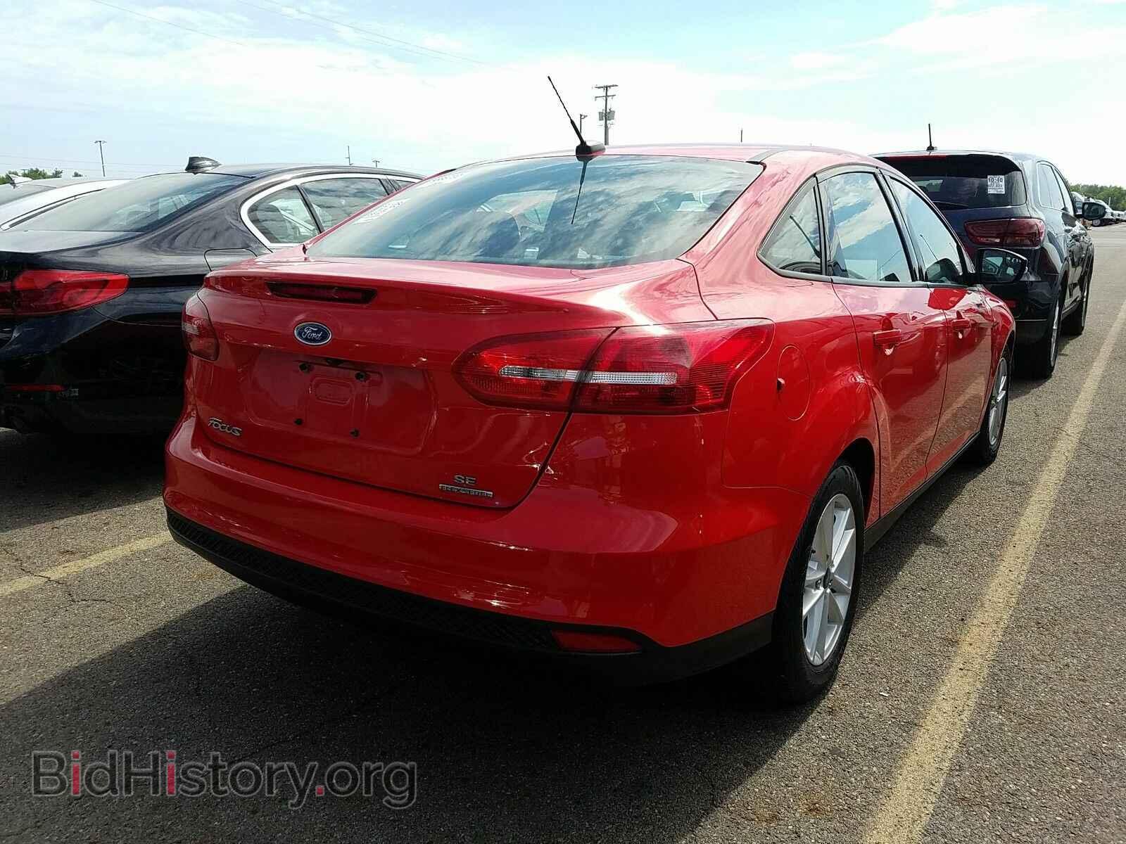 2016 Ford Focus - VIN: 1FADP3F23GL280759 - Photo 2