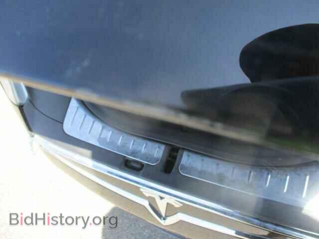 2013 Tesla Model S - VIN: 5YJSA1CP0DFP13668 - Photo 8