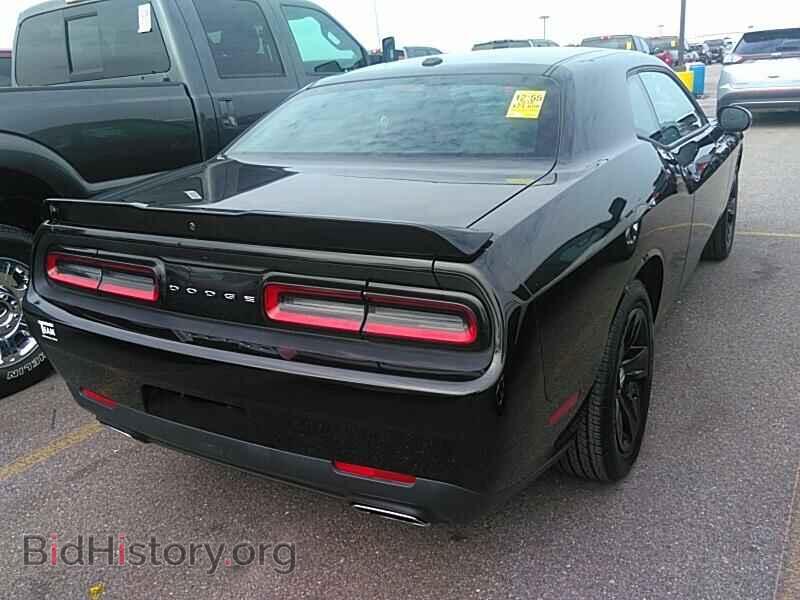 2018 Dodge Challenger - VIN: 2C3CDZAG2JH242369 - Фото 2