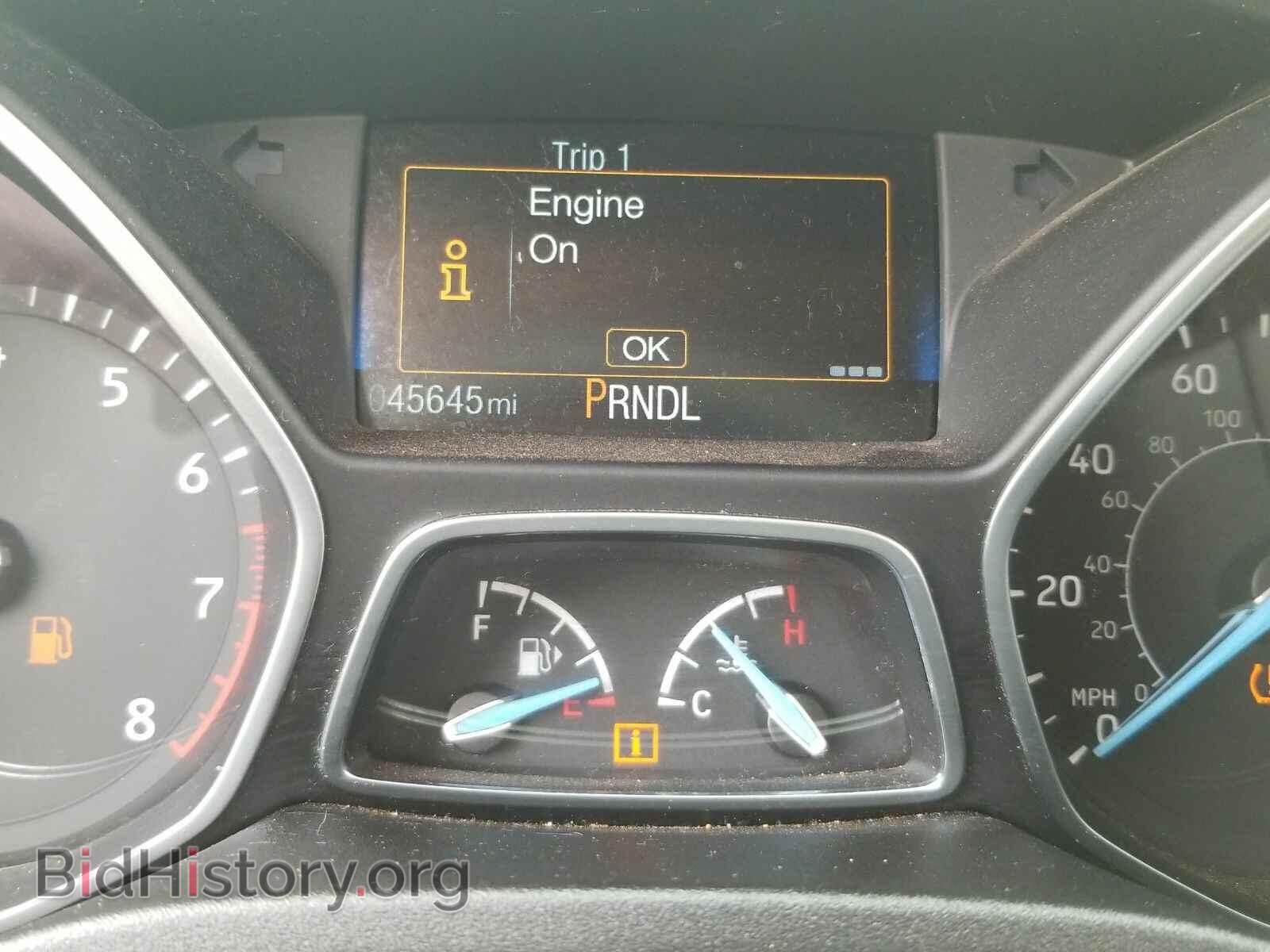 2018 Ford Focus - VIN: 1FADP3E24JL260996 - Фото 5