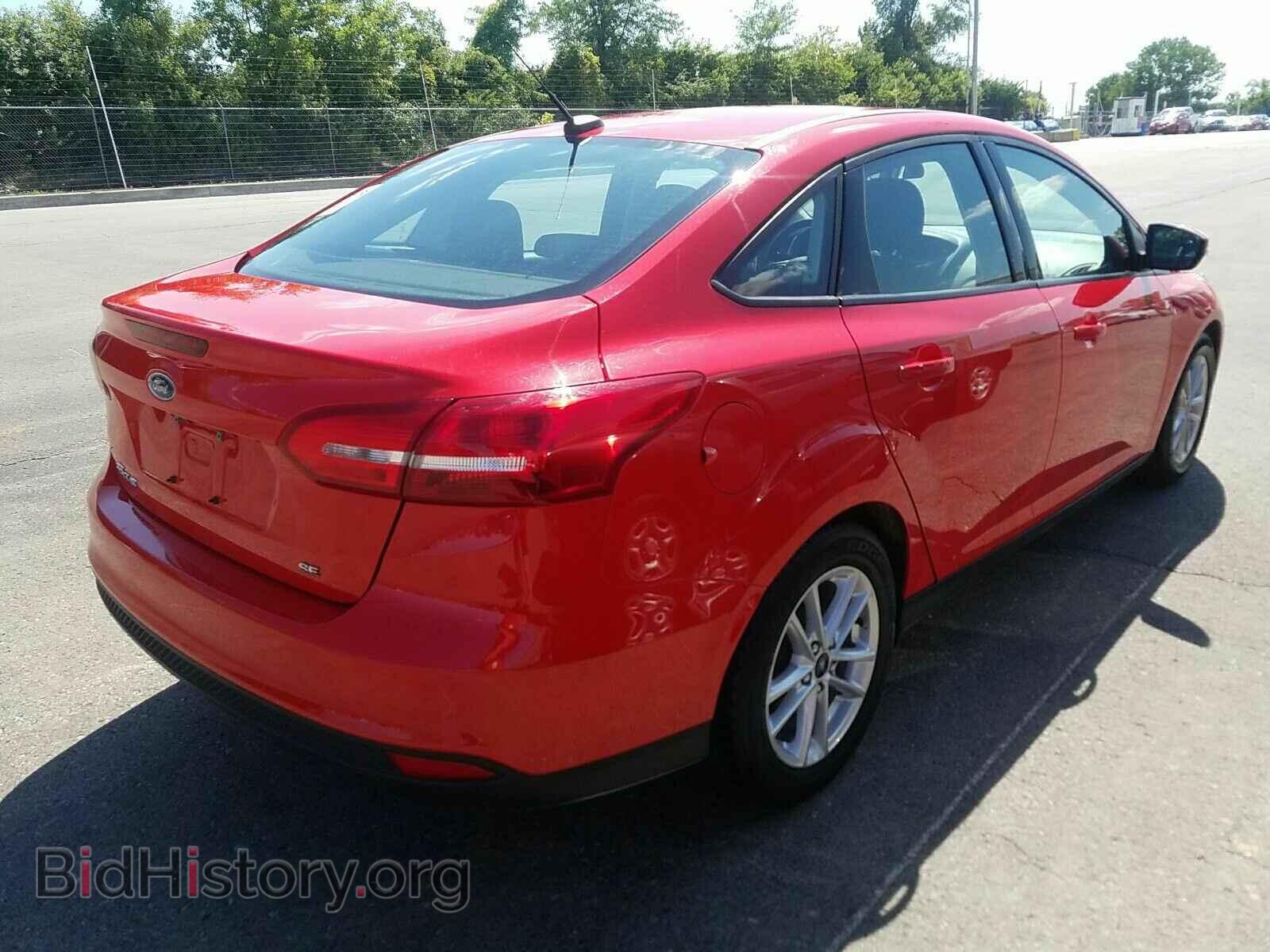 2016 Ford Focus - VIN: 1FADP3F29GL345100 - Photo 2