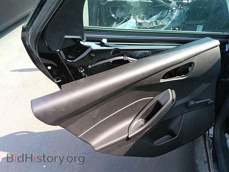 2017 Ford Focus - VIN: 1FADP3E24HL245585 - Фото 10