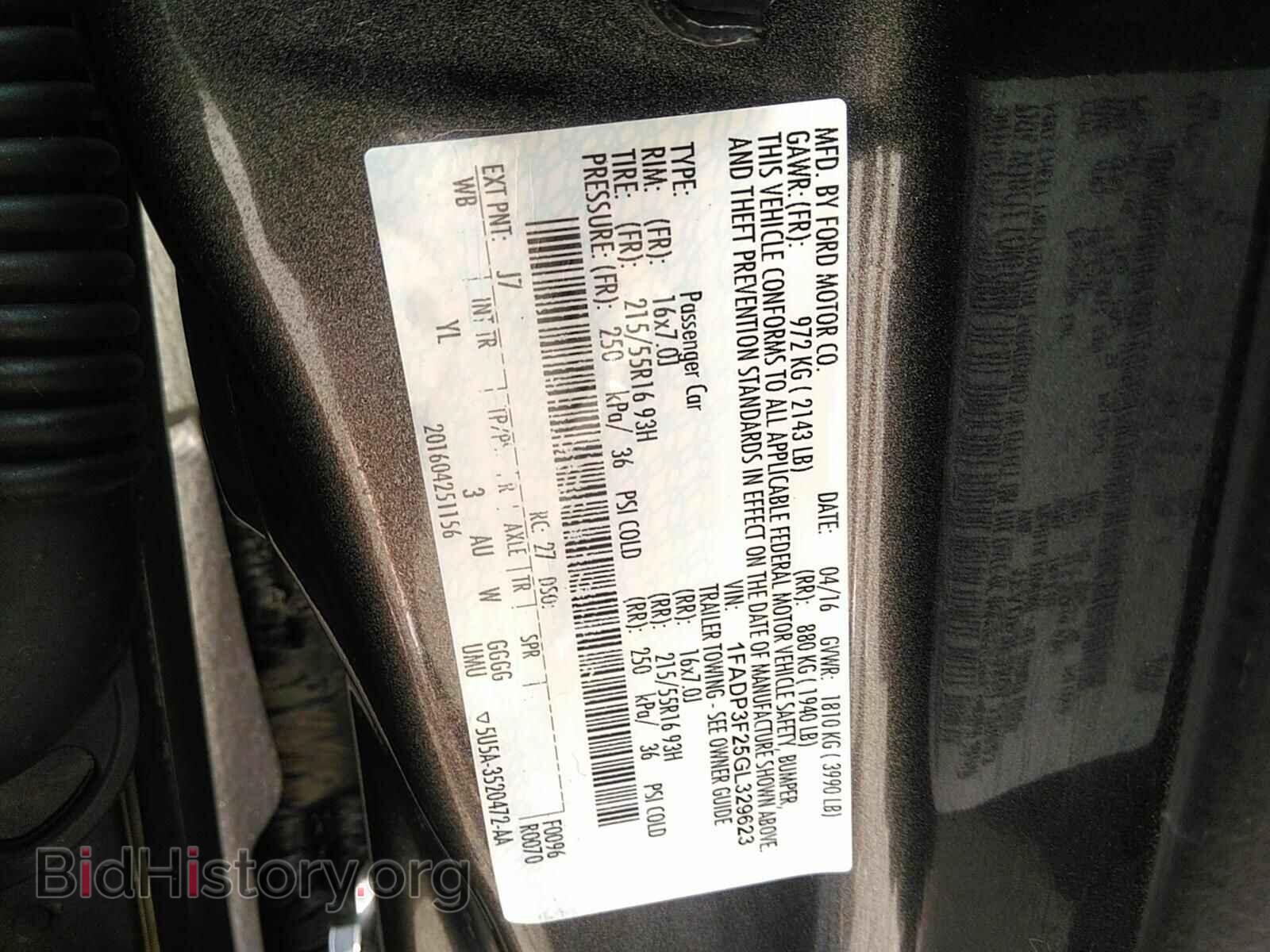 2016 Ford Focus - VIN: 1FADP3F25GL329623 - Photo 6