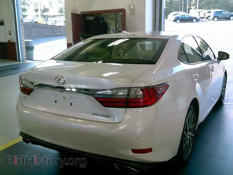 2016 Lexus ES 350 - VIN: JTHBK1GG9G2242505 - Фото 2
