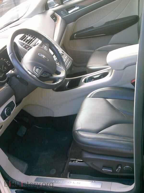 2017 Lincoln MKC - VIN: 5LMCJ2C92HUL13659 - Фото 3