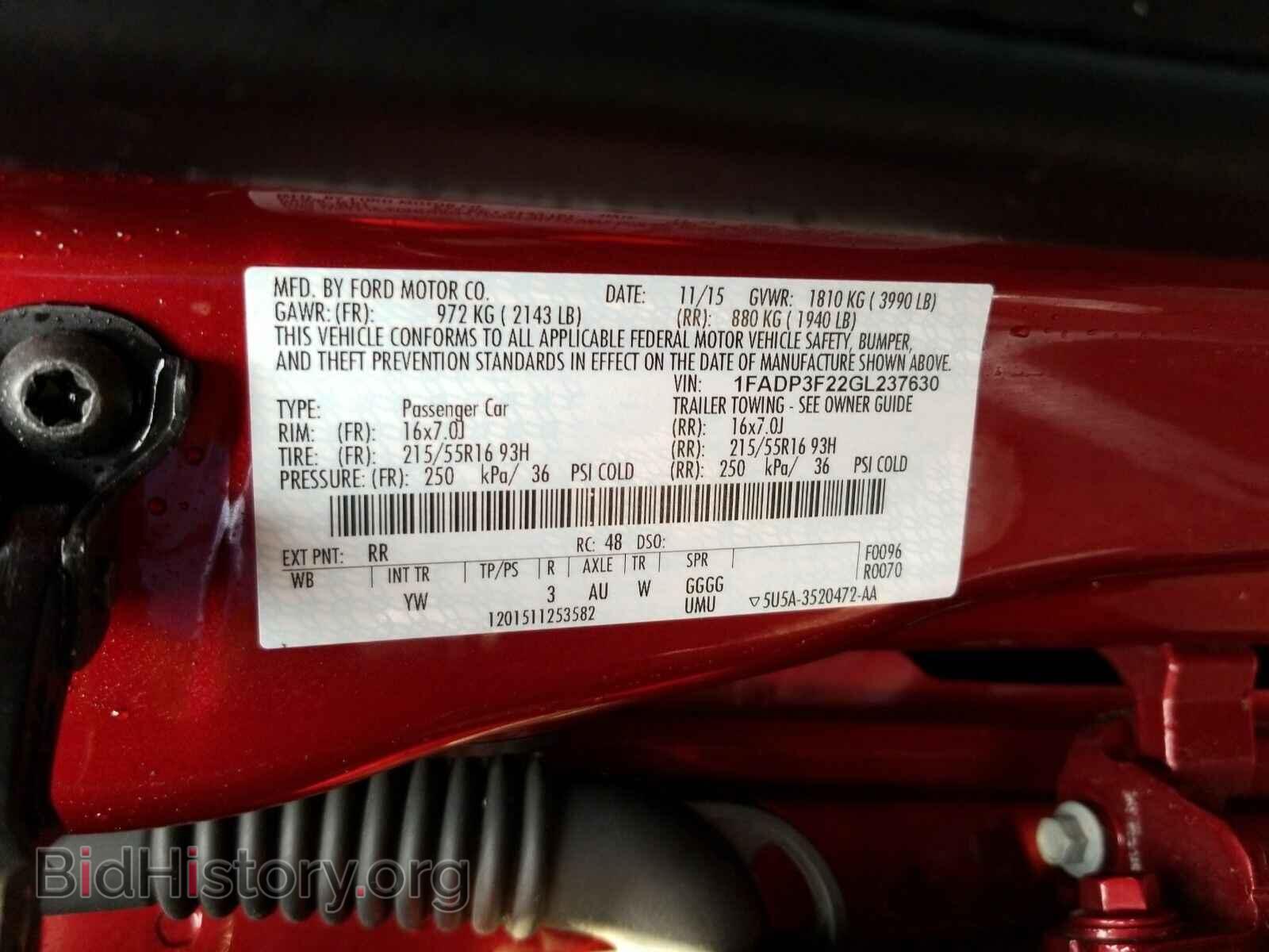 2016 Ford Focus - VIN: 1FADP3F22GL237630 - Photo 6