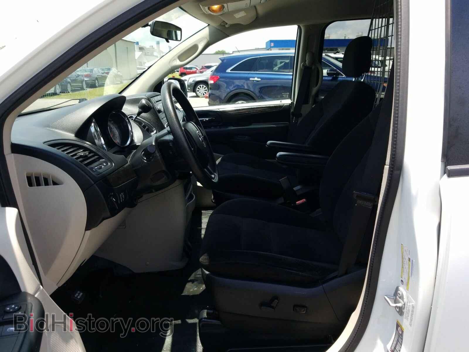 2014 Ram Cargo Van - VIN: 2C4RRGAG2ER379484 - Фото 3