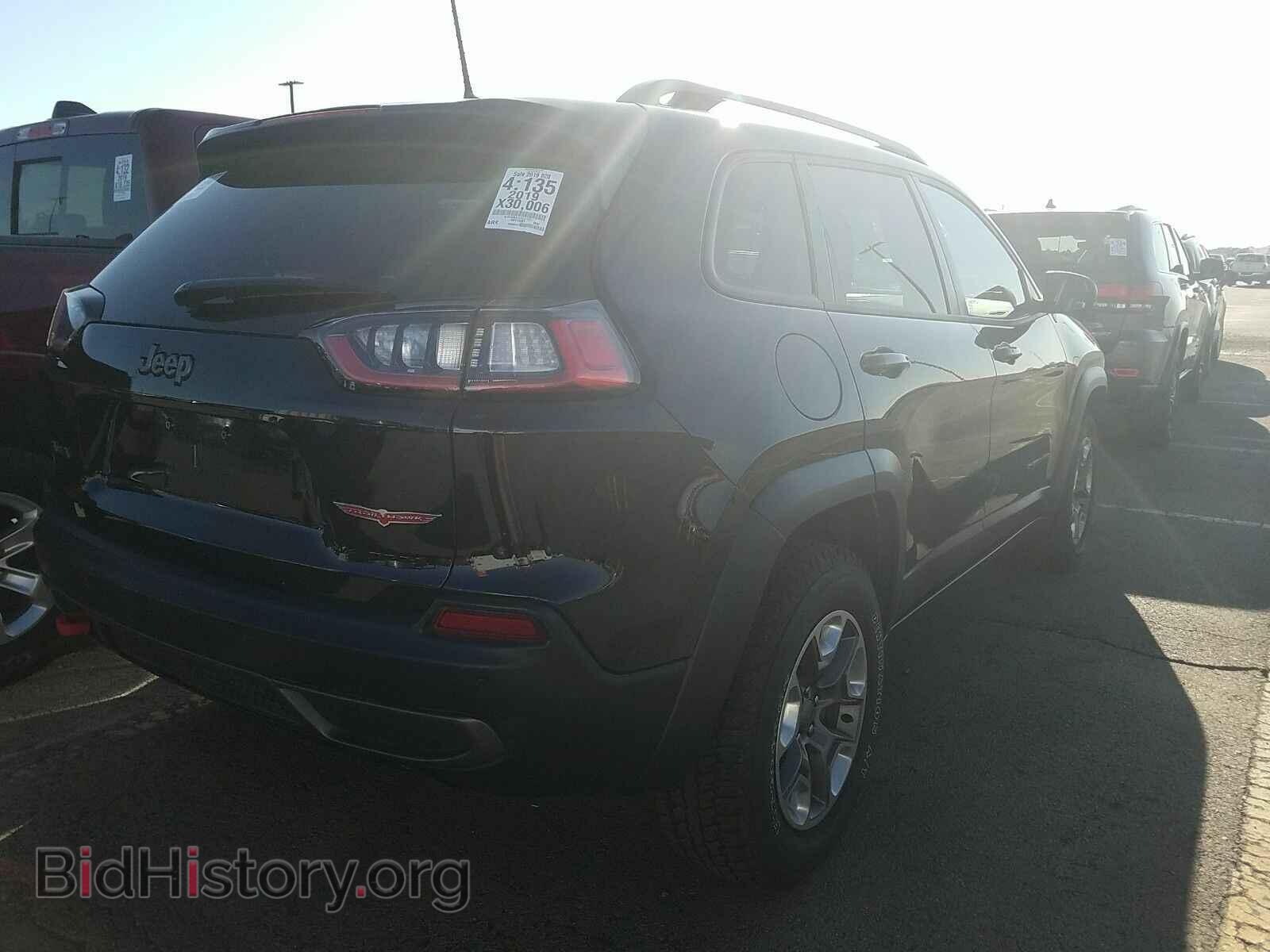 2019 Jeep Cherokee - VIN: 1C4PJMBX7KD347172 - Фото 2
