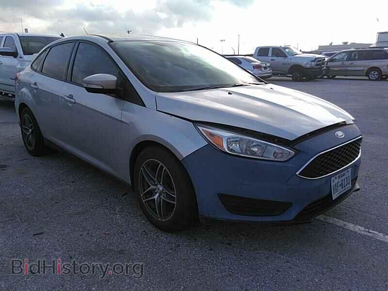 2016 Ford Focus - VIN: 1FADP3F23GL379047 - Photo 8