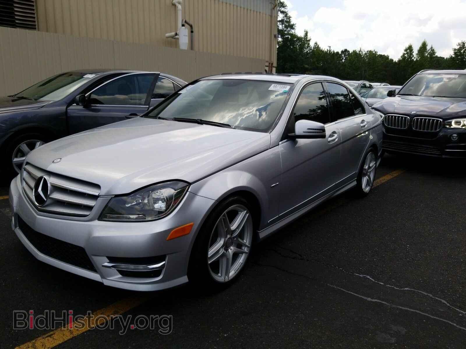 Фотография WDDGF4HB2CR198340 - Mercedes-Benz C-Class 2012