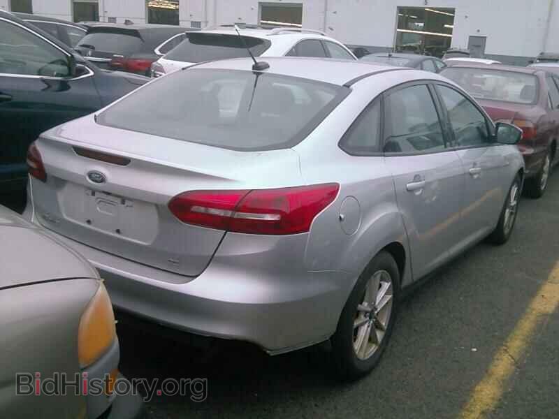 2015 Ford Focus - VIN: 1FADP3F20FL353391 - Photo 2