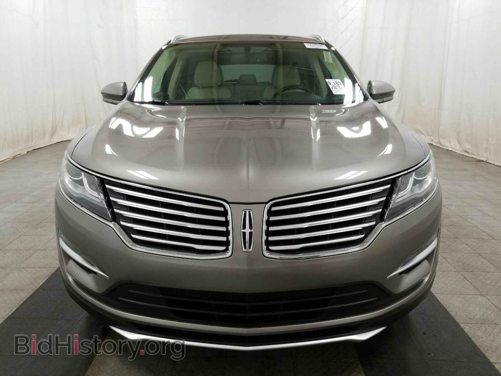 2016 Lincoln MKC - VIN: 5LMCJ2D98GUJ23975 - Фото 2