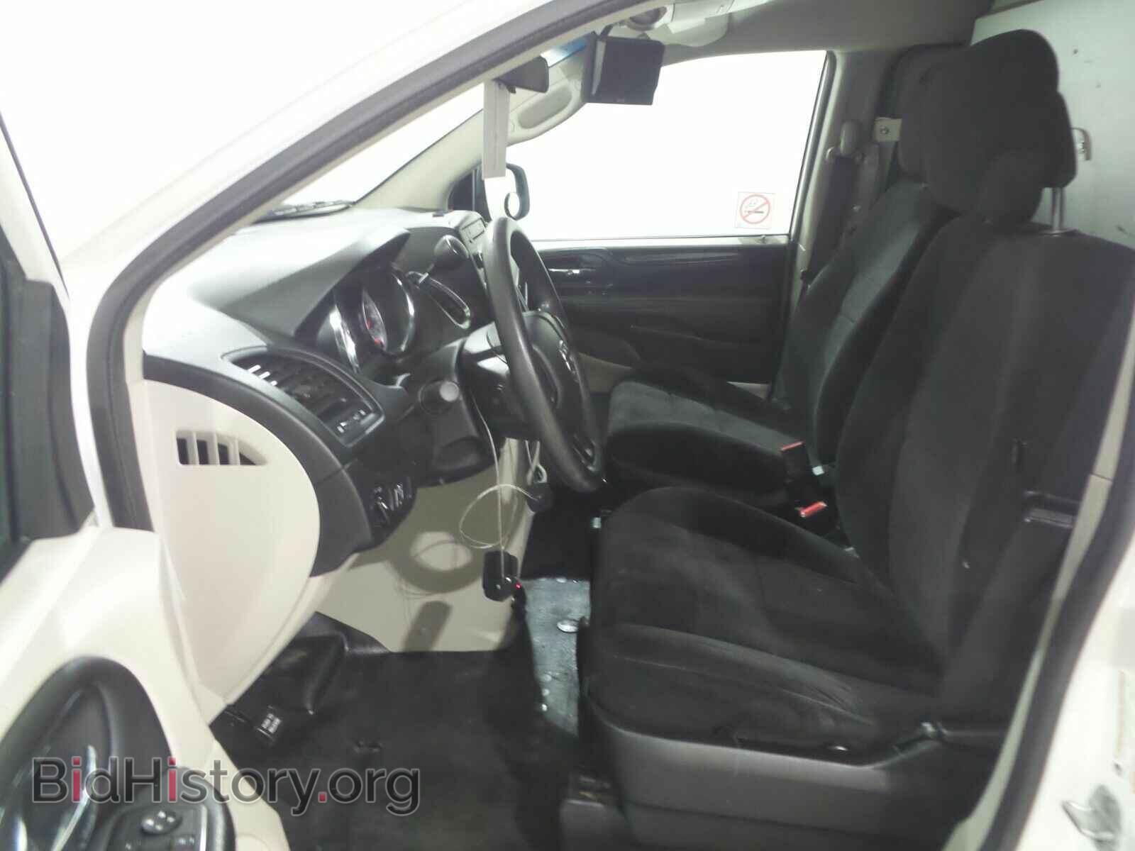 2013 Ram Cargo Van - VIN: 2C4JRGAG8DR786267 - Photo 7