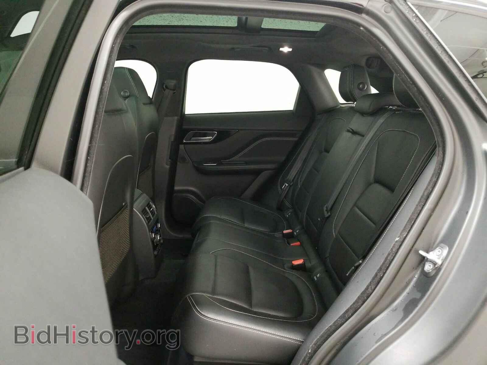 2017 Jaguar F-PACE - VIN: SADCM2BV5HA053602 - Фото 13