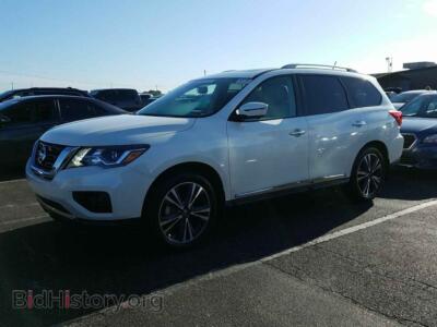 2018 Nissan PATHFINDER FWD Platinum — VIN 5N1DR2MN6JC665828