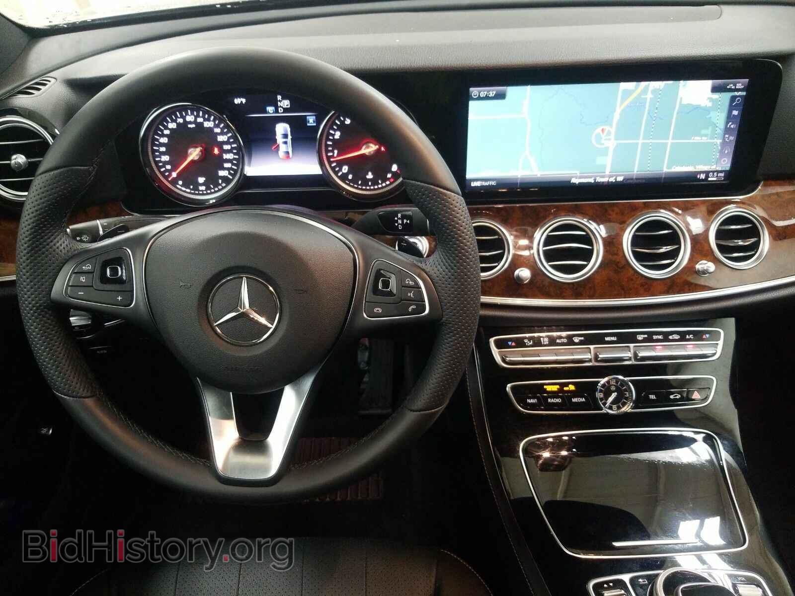 2018 Mercedes-Benz E-Class - VIN: WDDZF4KB7JA477151 - Фото 4