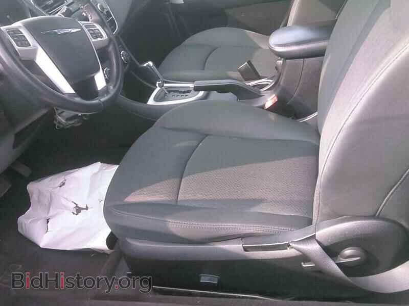 2011 Chrysler 200 - VIN: 1C3BC2EG2BN565300 - Фото 3