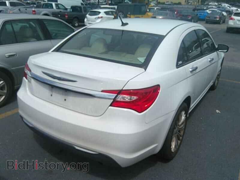 2012 Chrysler 200 - VIN: 1C3CCBAB1CN105707 - Фото 2