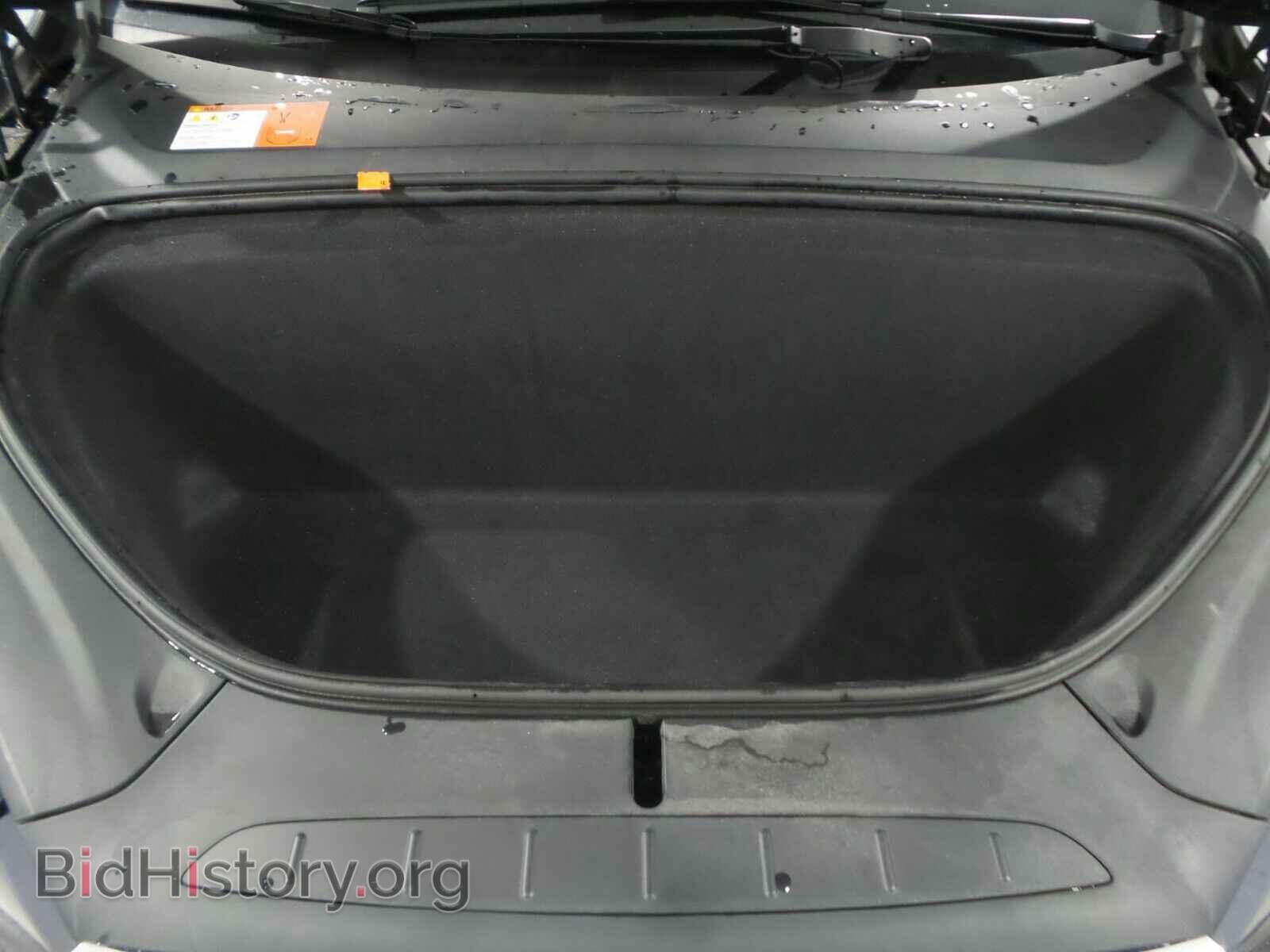 2016 Tesla Model X - VIN: 5YJXCBE21GF006476 - Photo 17