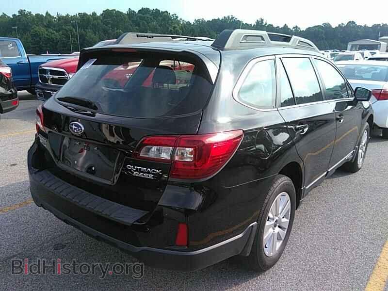 2017 Subaru Outback - VIN: 4S4BSAAC4H3220863 - Фото 2