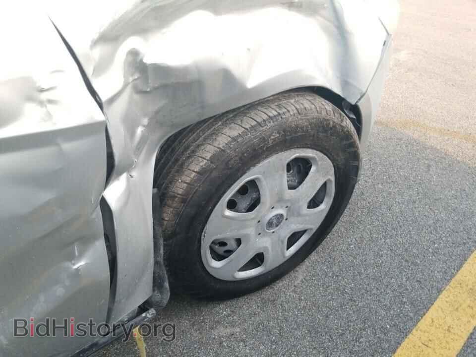 2016 Ford Focus - VIN: 1FADP3E24GL208633 - Photo 19